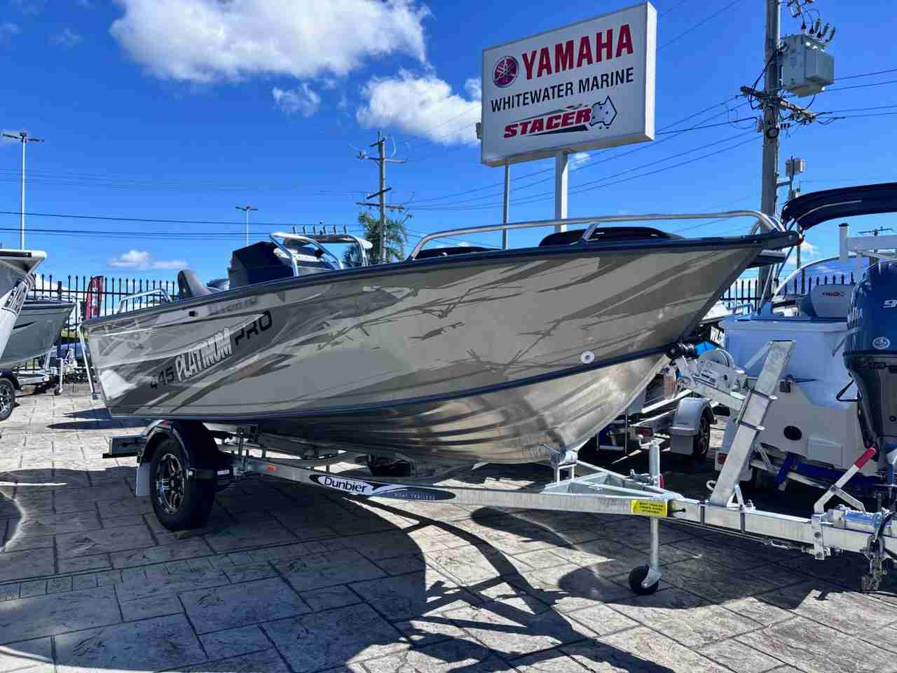 445 APACHE PRO SC